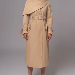 Classy Tan Trench Coat w/ detachable shawl NWT!